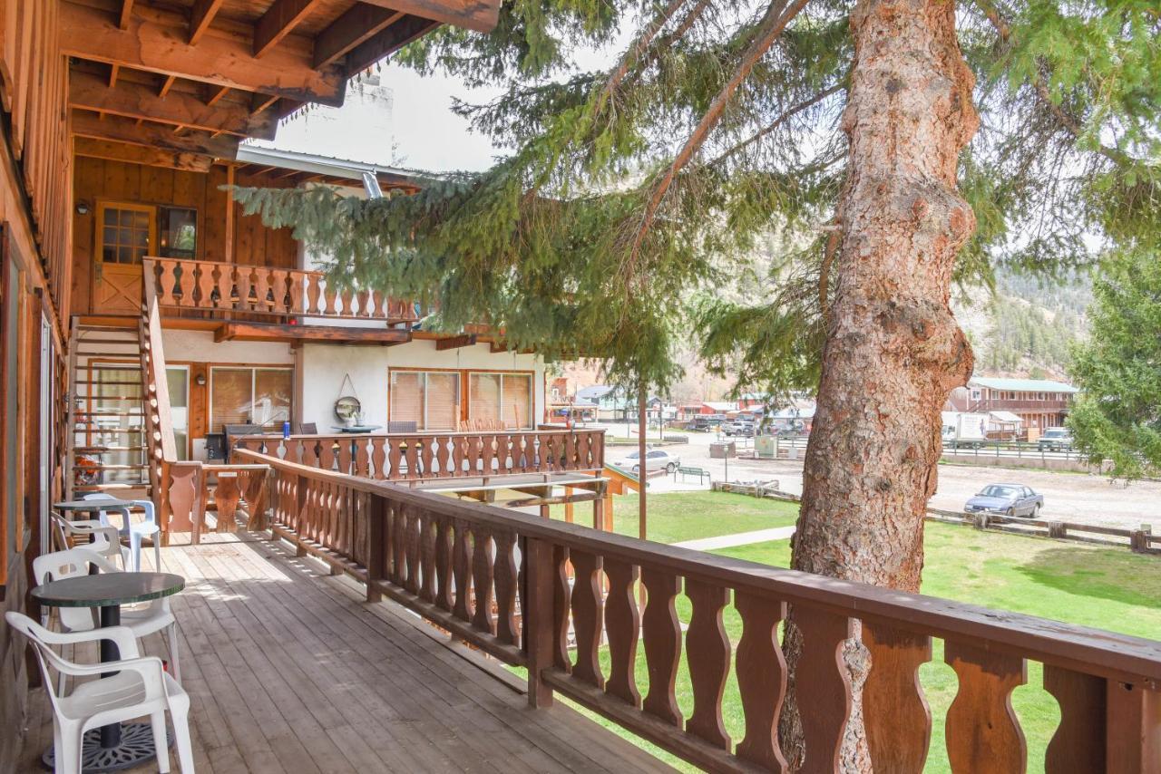 Alpine Lodge Red River Esterno foto